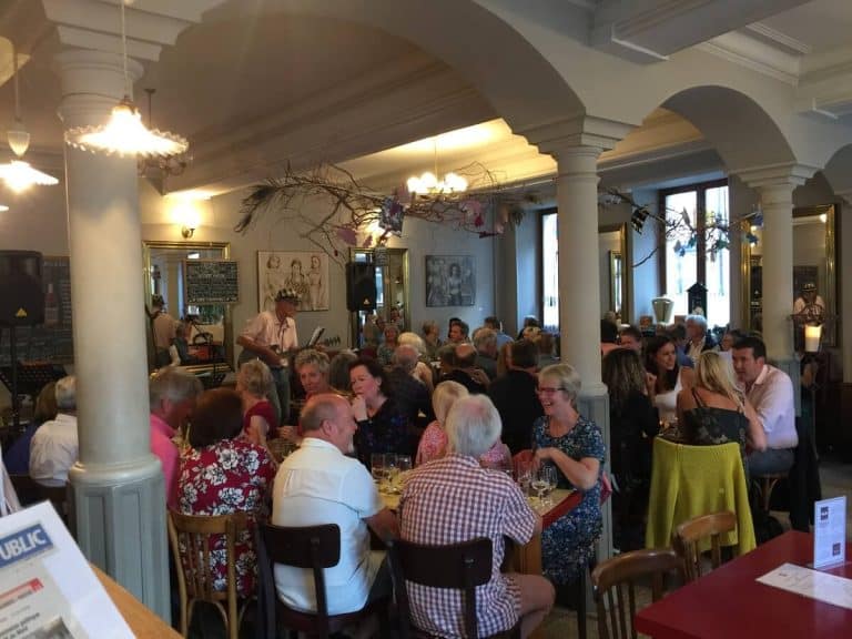 salle-de-restaurant-cafe-du-nord